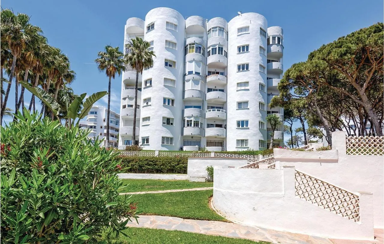 2 Bedroom Amazing Apartment In Calahonda Sitio de Calahonda